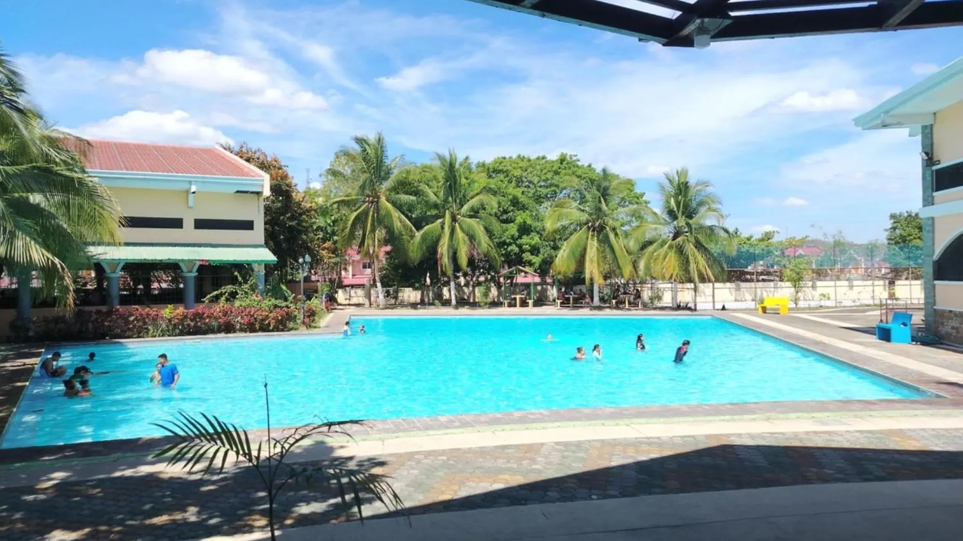 Clark International Airport Xevera Whiz Staycation Duplex Townhouse With Two Rooms Mabalacat Holiday home